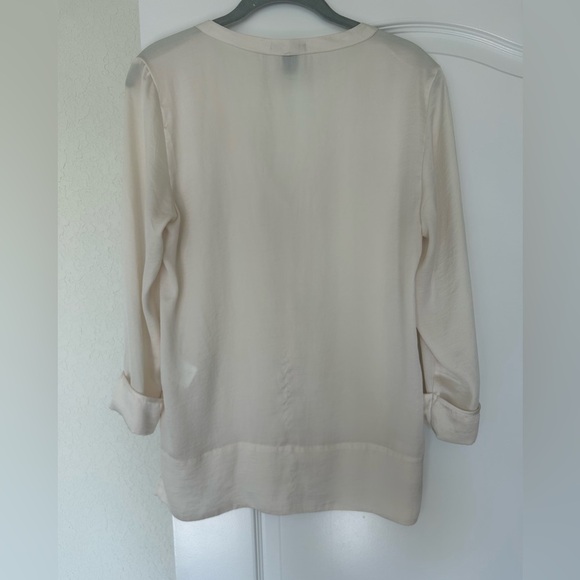 EUC H&M Tops | H & M Cream Beaded Shoulder Top. - Picture 4 of 6
